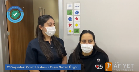 26 yaşındaki Covid hastamız Ecem'i size tanıtmak istedik.  Aşının belki de hayatını kurtardığını dile getiriyor Ecem.   Kendisini sağlıklı bir şekilde taburcu etmenin mutluluğunu bizde yaşıyoruz. ❤
